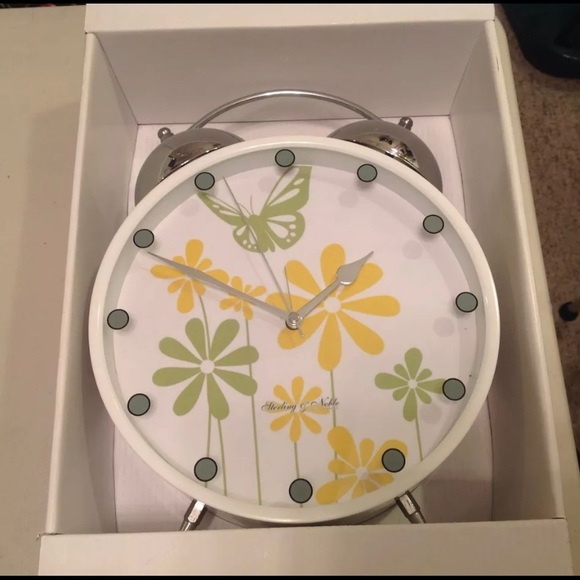 Large Analog Alarm Display Decorative Clock - Picture 4 of 4